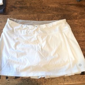 Lululemon white skort